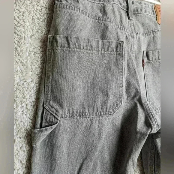 Levi's Gray Ankle & Cropped Jeans - Picture 3 of 11